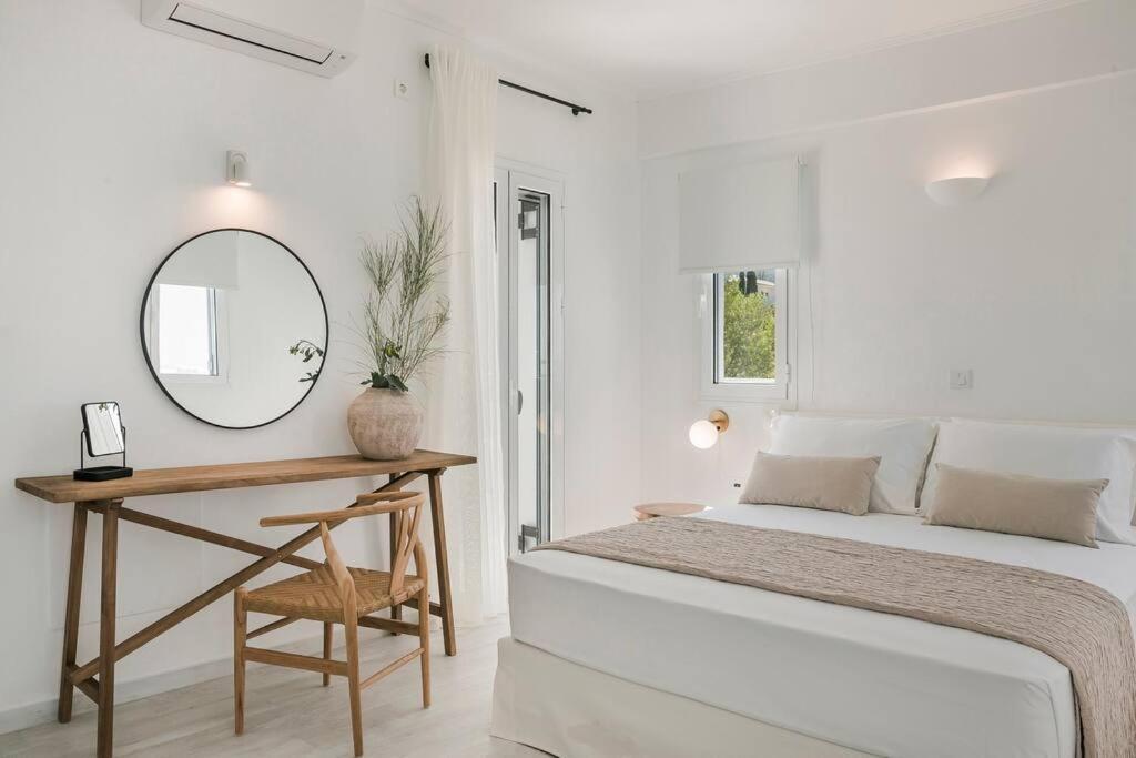 Lourdas White Villa ロウダータ エクステリア 写真